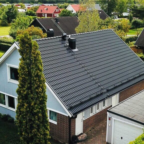 30CABC0FD63C0CAC6BF36C35F1383A55 Takläggning i Sverige